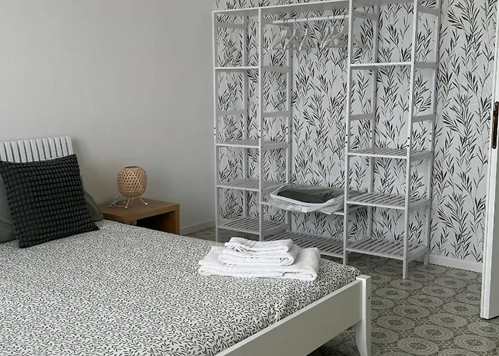 House كالولزيوكورتي